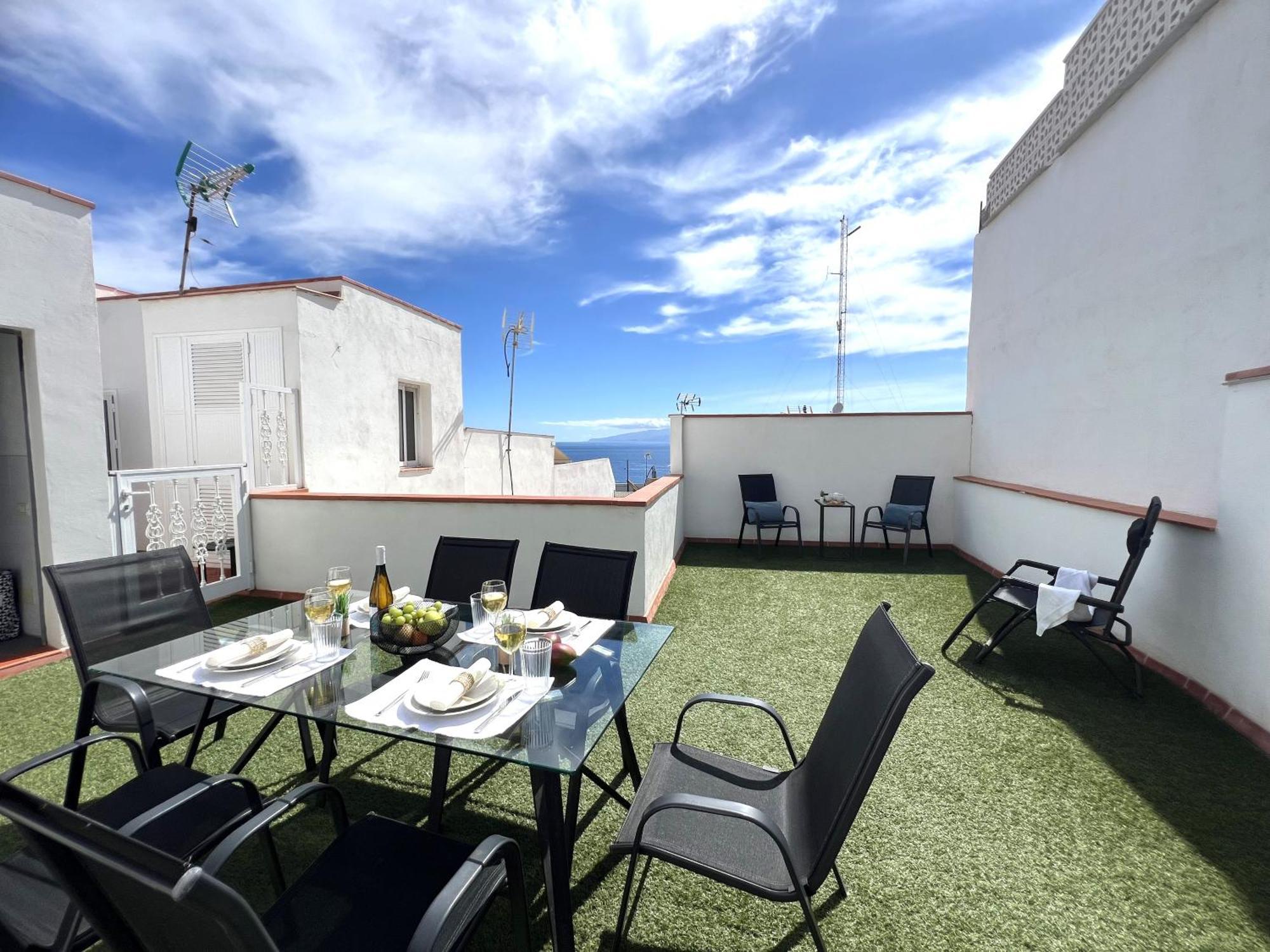 Paulmarie Apartment Atlantic View In Los Gigantes プエルト・デ・サンティアゴ エクステリア 写真