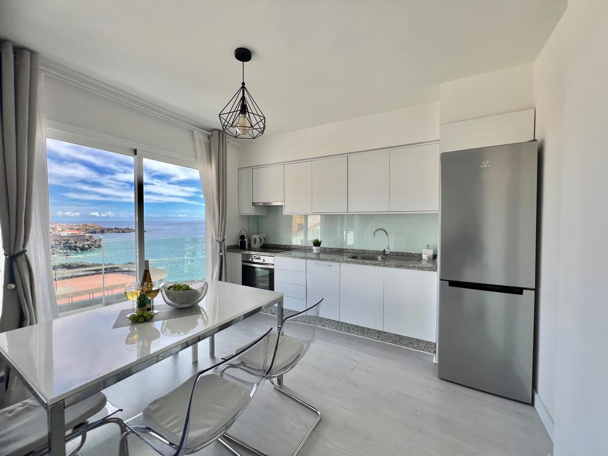 Paulmarie Apartment Atlantic View In Los Gigantes プエルト・デ・サンティアゴ エクステリア 写真